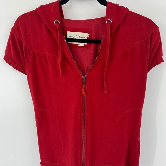 Evy’s Tree red hooded zip up Veronica top - Picture 5 of 7